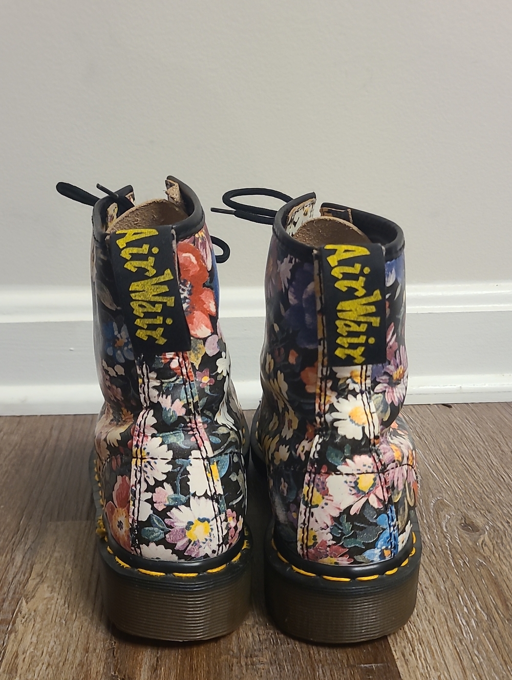MIE Vintage Dr Martens Sienna Miller Floral Boots - Picture 7 of 9